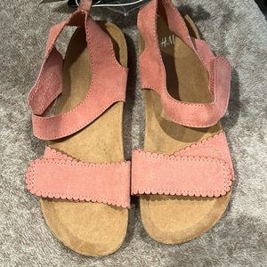 NWT girls sandals